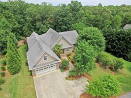 128 Woodhurst Dr