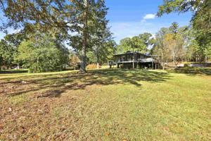 101 Weavers Lake Front Rd