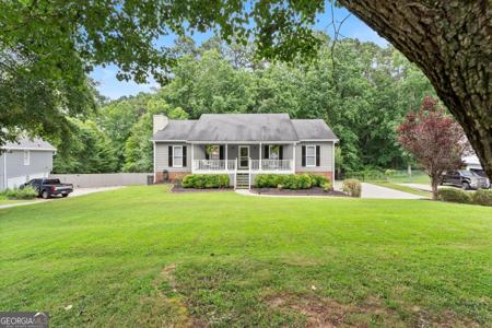 3932 Marguerite Drive NW, Acworth GA 30101