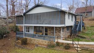 1067 Bear Creek Point