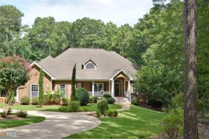 526 Riverside Dr