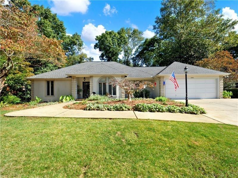 3060 Chattahoochee Trce, Gainesville, GA lhrmls01081646