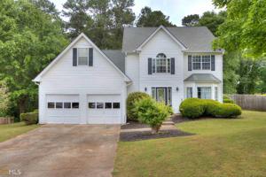 1490 Oakdale Dr