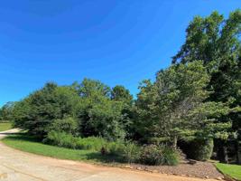 224 Edgewater Trail