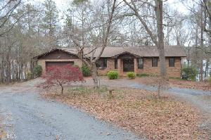 220 Pine Tree Trce