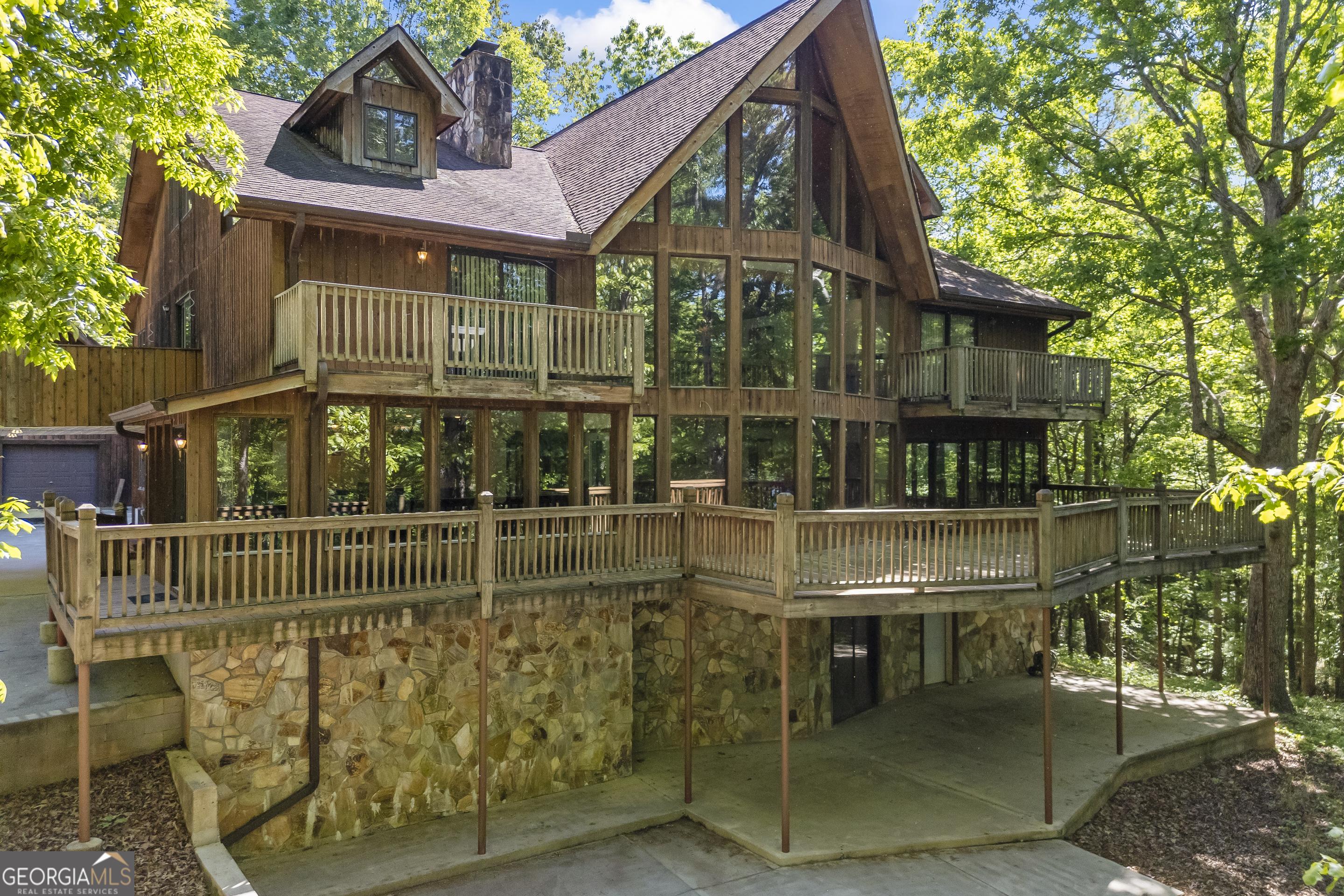 499 Currahee Ridge Rd., Toccoa, GA lhrmls02153440