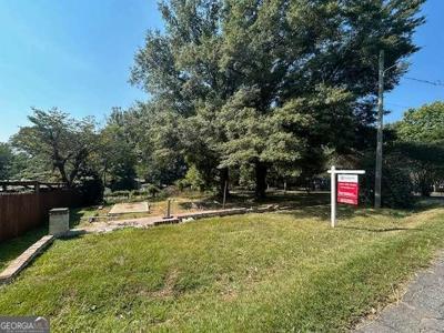 124 Main Lake Drive SE, Acworth GA 30102