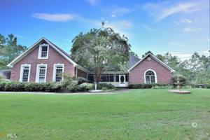 207 1/2 Linda Ln