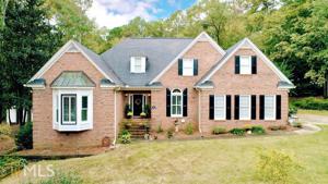 213 E Yorktown