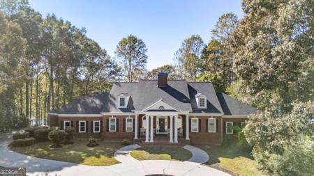 300 Island Cove Drive, Newnan GA 30263