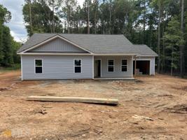 392 Tussahaw Point Dr Ga