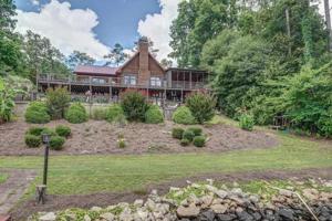 300 Waters Bridge Circle