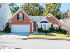 1045 Southwood