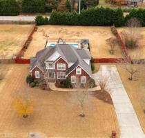 4309 Gladys Court