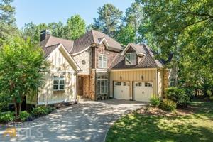 180 NE Greystone Drive