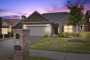 8745 Spivey Village Village