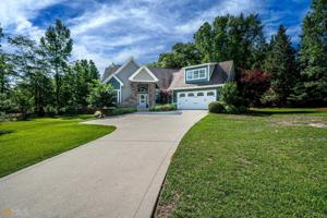 453 High Bluff Court