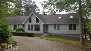 4684 Waters Rd