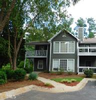 207 Berkeley Woods Dr