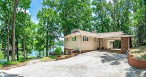 141 Lake Pines Road
