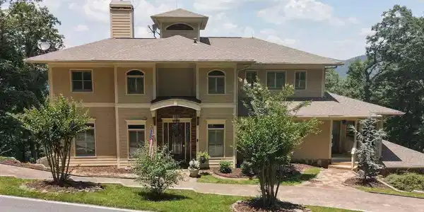 38 High Trail Vista Circle