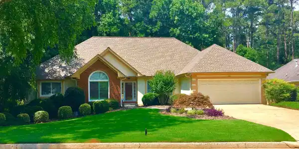 2795 Lakewind Ct