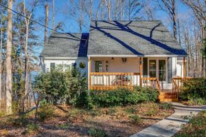 556 Arrowhead Drive