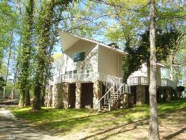225 Pyne Rd