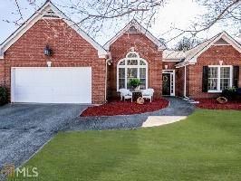 1022 Chatsworth Ln