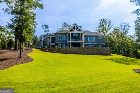 1041 Club Drive Circle