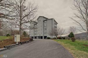 3241 Holland Ct
