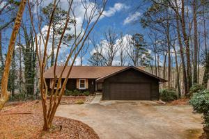 476 E Mourning Dove Ct
