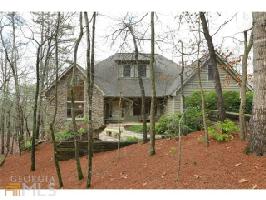 720 Wedgewood Dr