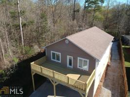 381 Lake View Dr