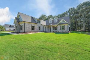 60 Carlota Way
