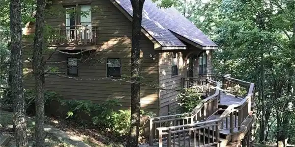 110 Bee Tree Ridge Ct