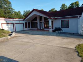 1027 Sunshine Ridge Rd