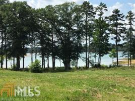 Lot 2 North Forest Ave