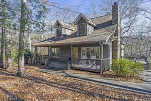 719 Wake Robin Drive