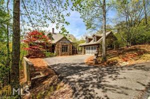 42 Woodpecker Way
