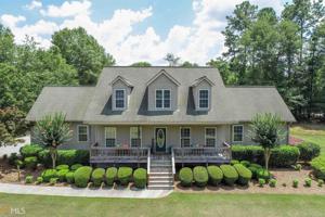 18 Stillwood Dr