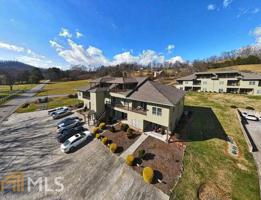 1647 Lakeview Dr