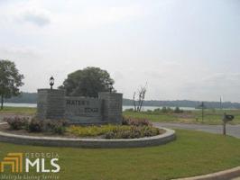65 Waters Edge Dr