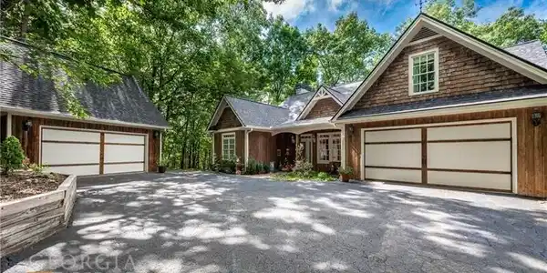 220 Coachwhip Court