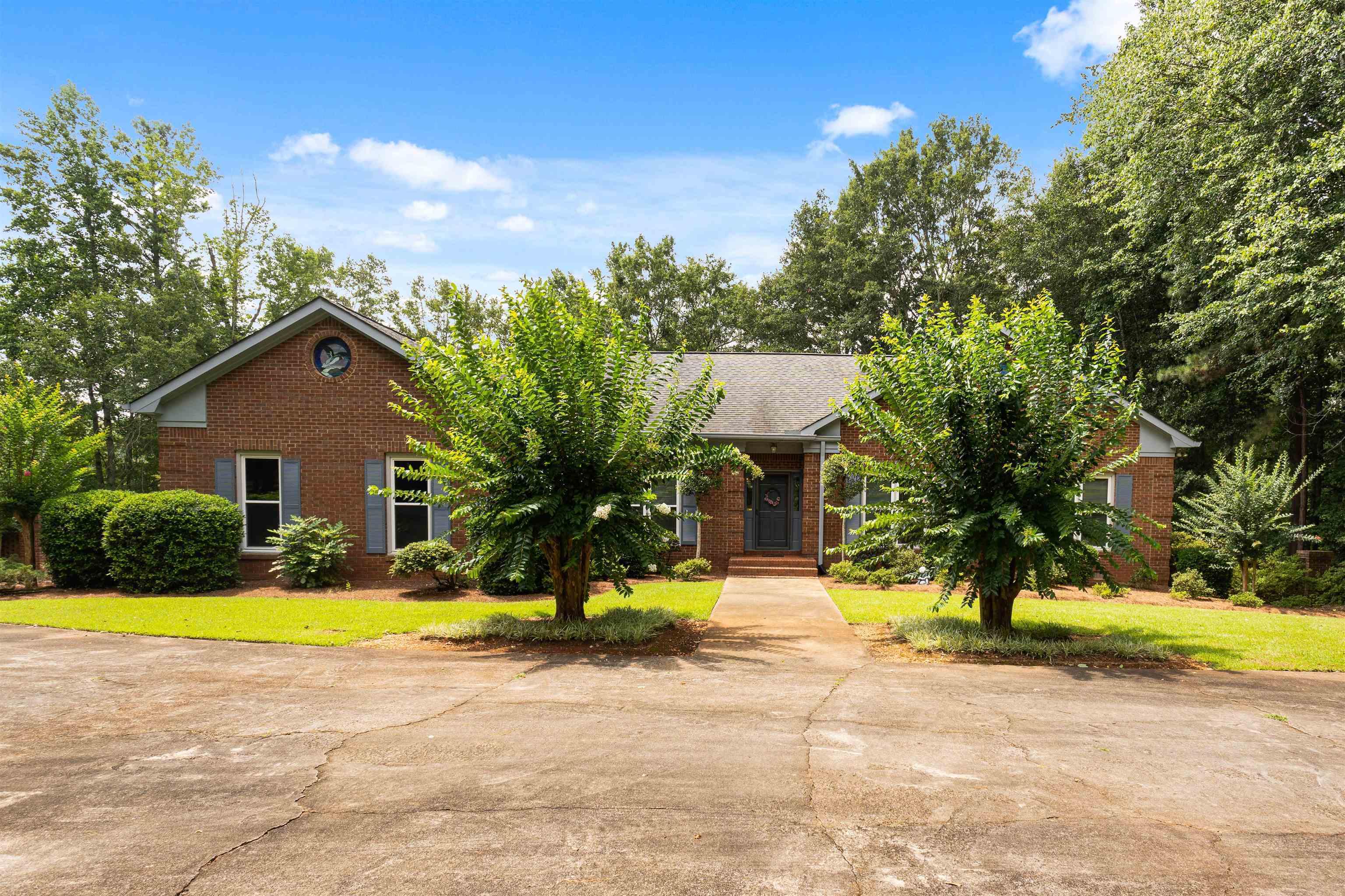 140 Allie Drive, McDonough, GA lhrmls01755112