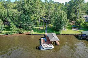 180 Riverview Road