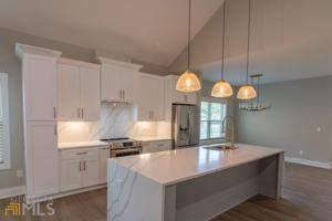 8618 Spivey Village Trail
