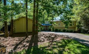 2269 Chimney Springs Dr
