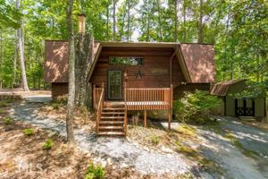 101 Corner Oak Ct