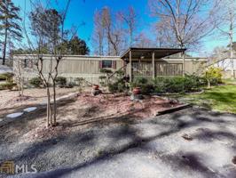 4273 Clark Cir